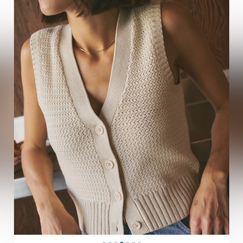 Marine Layer Robin Sweater Vest in Seashell, size Small
